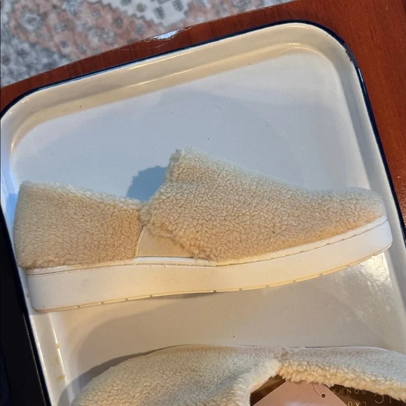 Lauren Conrad Maya Cream Memory Foam Shoes Slippers - Picture 9 of 16